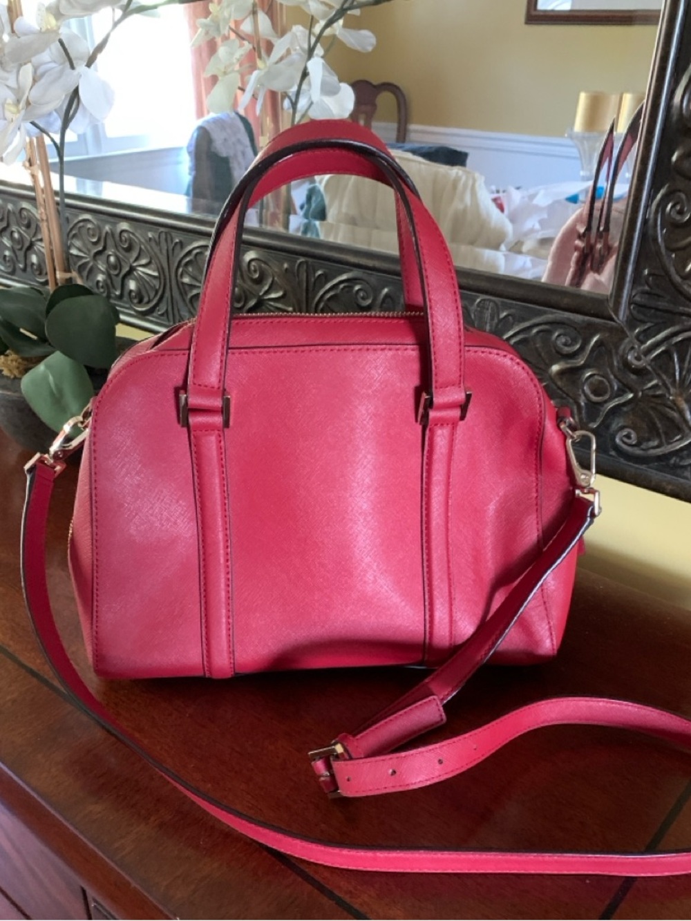 Kate Spade WKRU3367 Newberry Lane Felix Geranium Leather
Crossbody/Tote Bag - Picture 2 of 8
